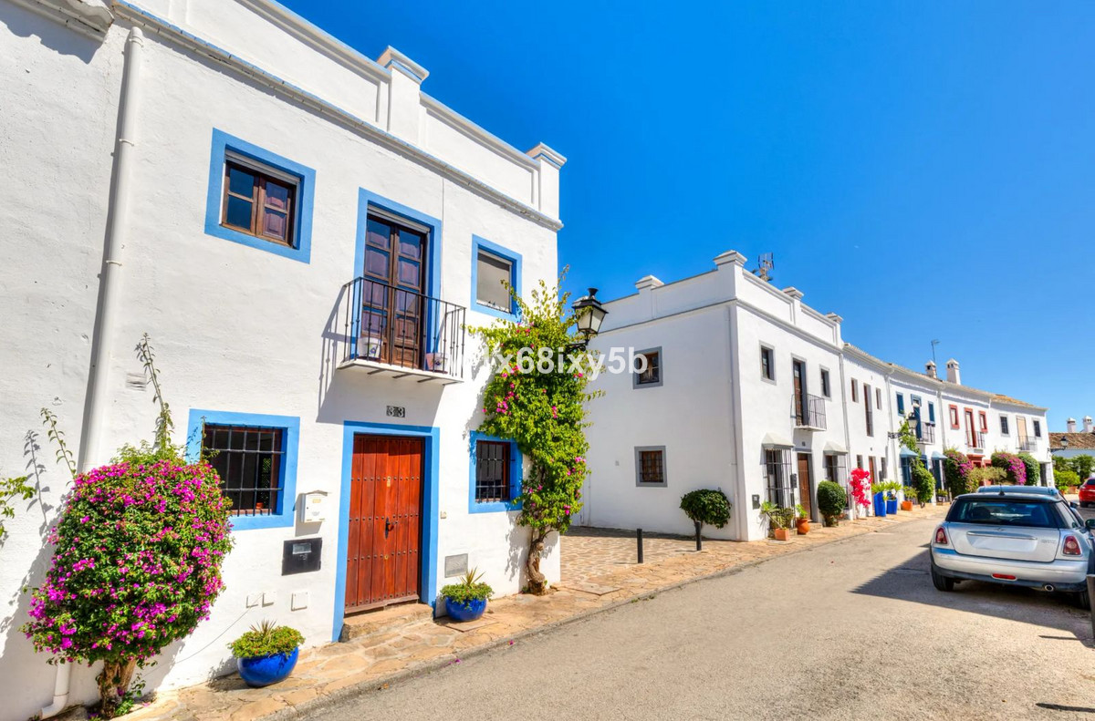 Nueva Andalucía, Marbella